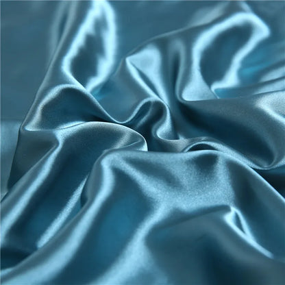 Tait d'oreiller en satin