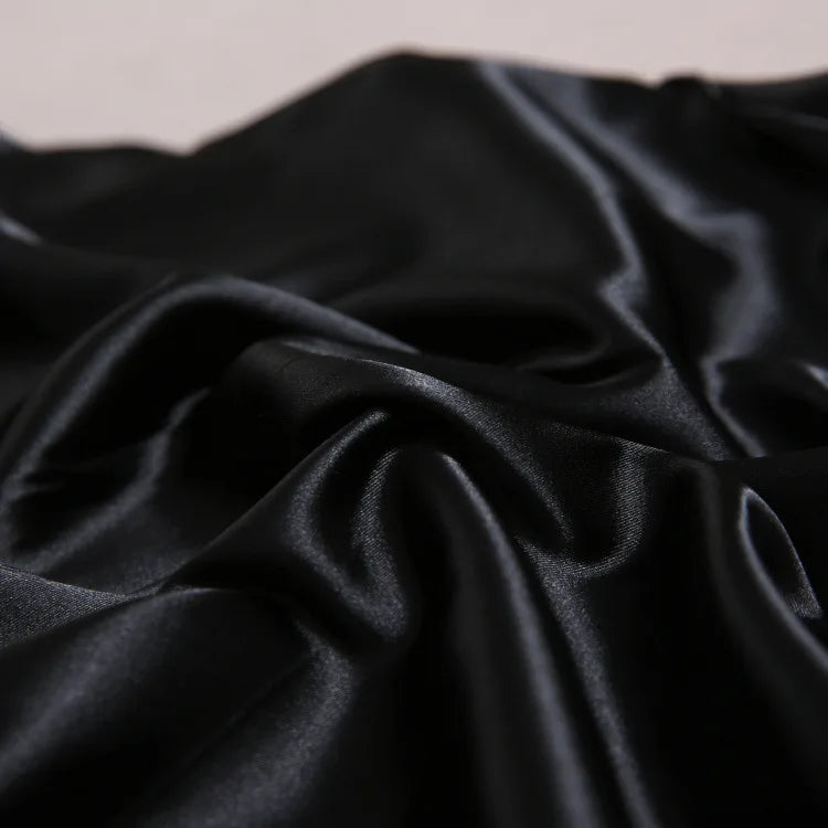 Tait d'oreiller en satin